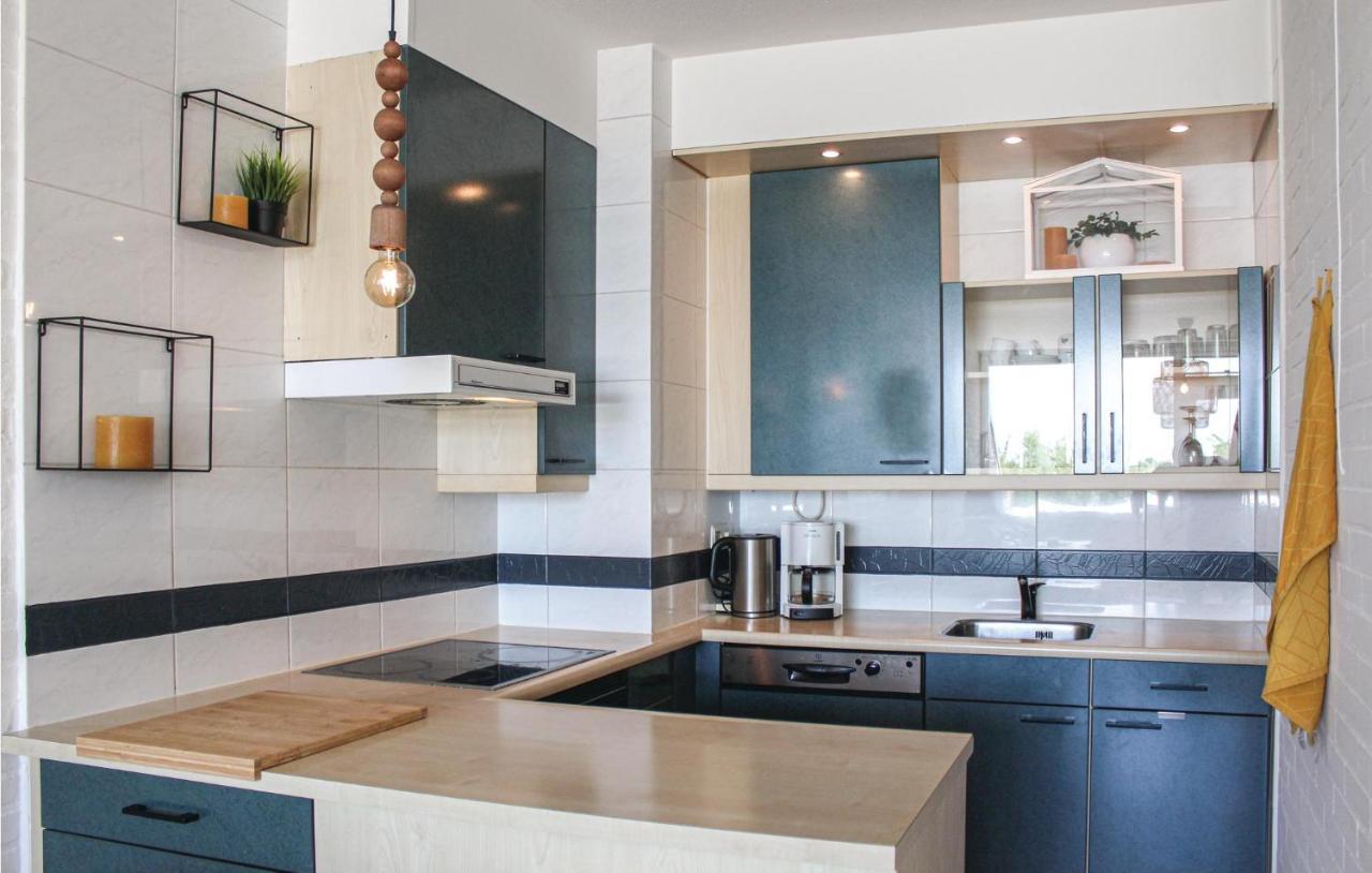 2 Bedroom Lovely Home In Броунисе Екстериор снимка